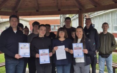 Uspjeh naših učenika na 8. Državnom natjecanju u poznavanju prometnih propisa